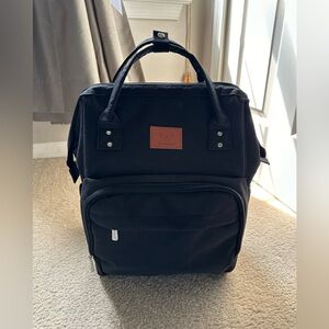 Never Used KeaBabies diaper bag.